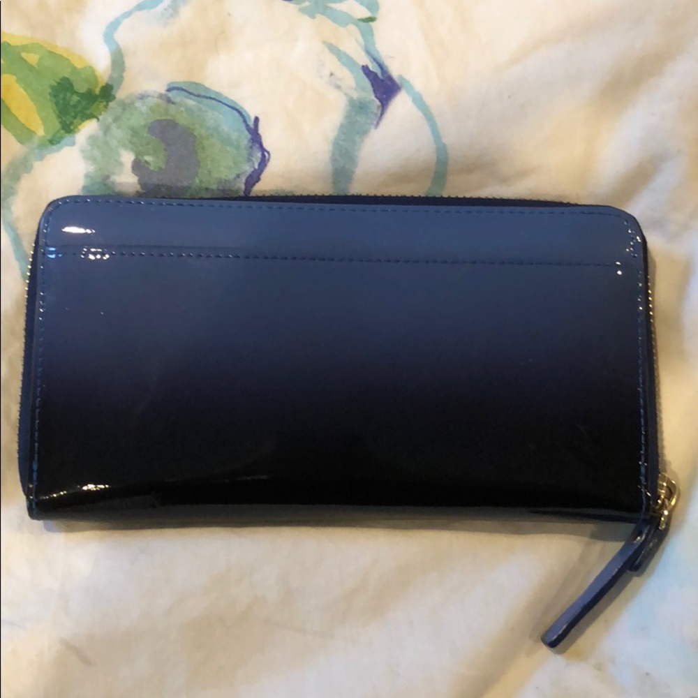 Kate Spade Patent ZIP Wallet - Picture 2 of 4